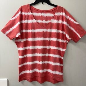 Columbia Coral Tie Dye V Neck Tee XL Cotton Short Sleeve Casual Summer